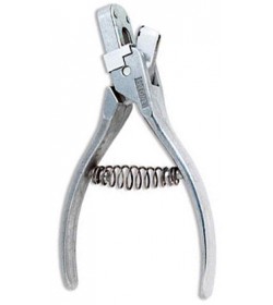 Medium & Large Ear Notcher